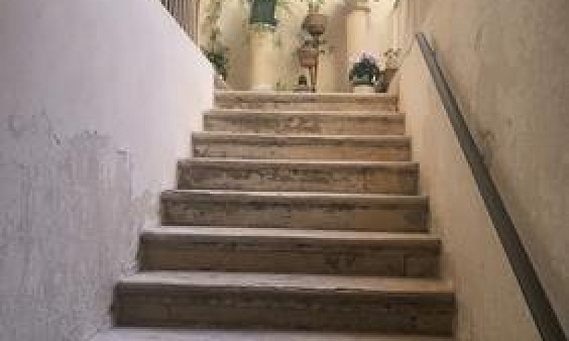 Lecce Palazzo Indipe...