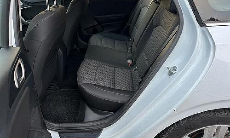Kia Ceed 1.6 Crdi 11...
