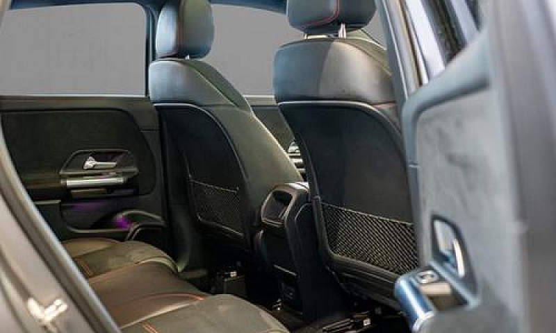 Mercedes-Benz Gla 20...