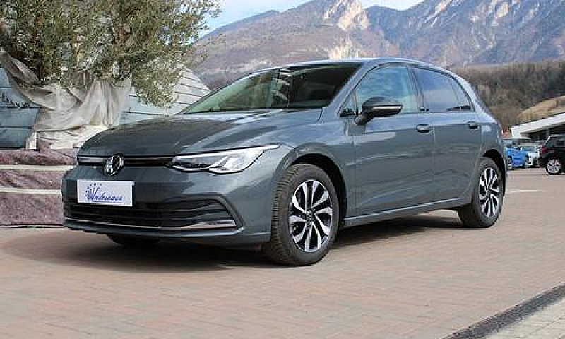 Volkswagen Golf 2.0T...