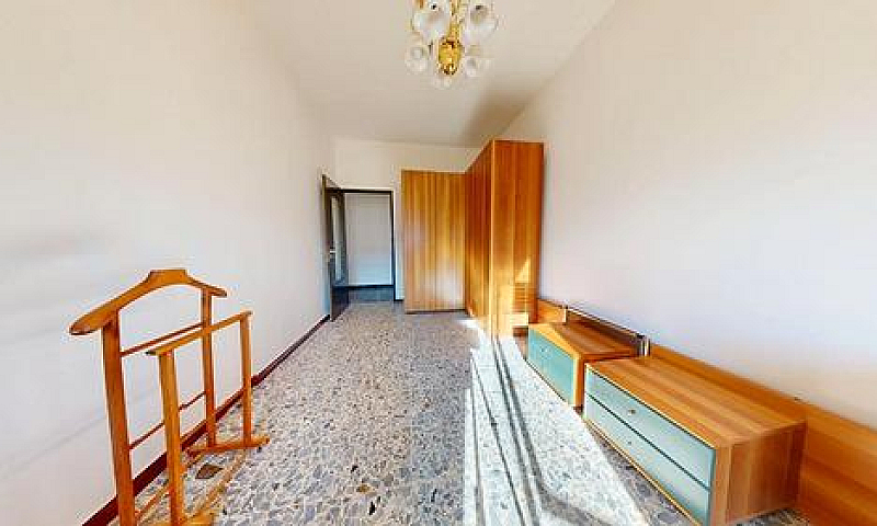 Via Marghinotti, Amp...