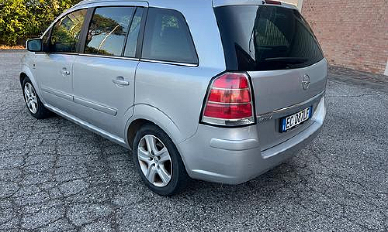 Opel Zafira 1.7 Cdti...
