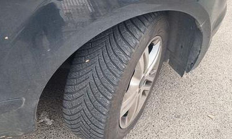 Ford Galaxy Titanium...