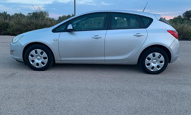 Opel Astra J 1.7 Die...