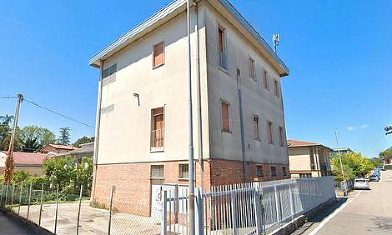 Rif.667| Stabile/Pal...