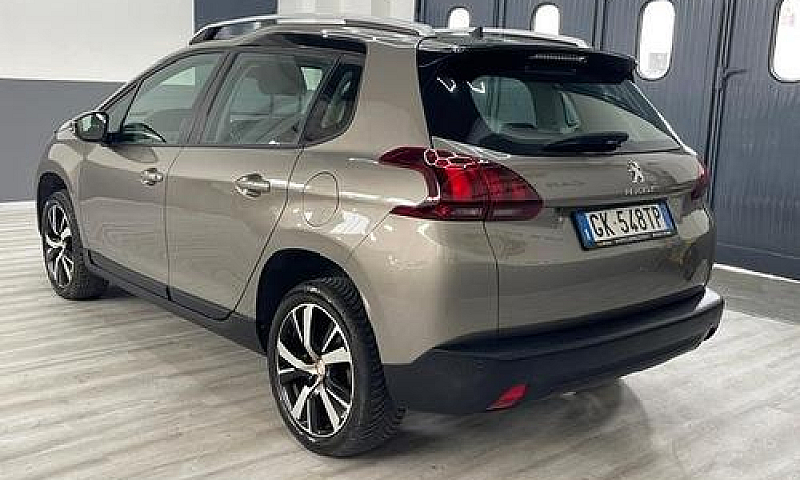 Peugeot 2008 1.2 110...
