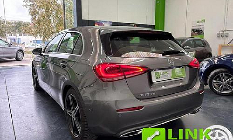 Mercedes-Benz A 180 ...