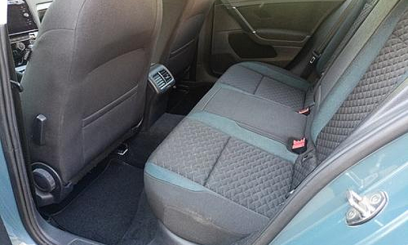 Volkswagen Golf 1.6 ...