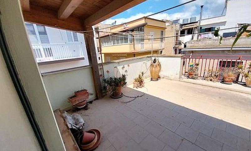 Casa Indipendente Su...