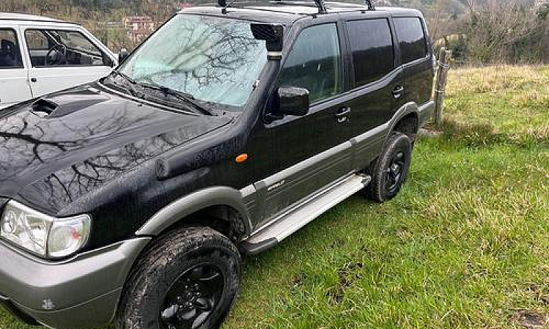 Nissan Terrano Ii - ...