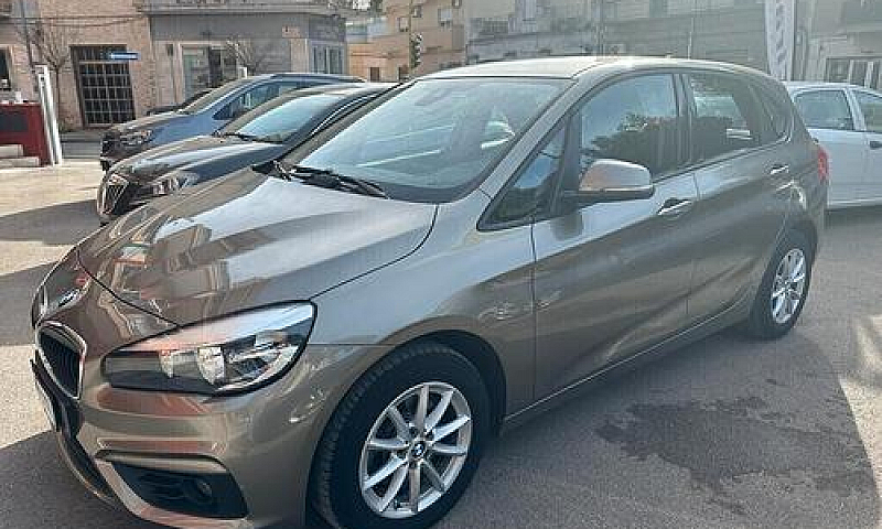 Bmw 218D Active Tour...