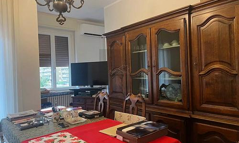 Trilocale Con Box Au...