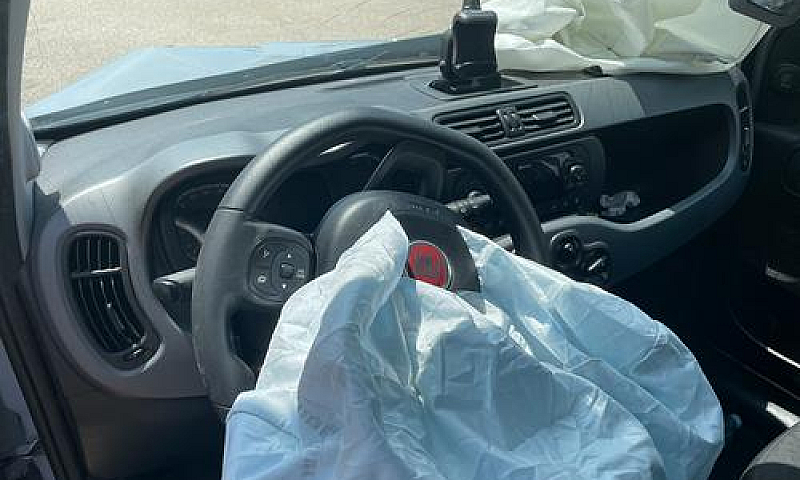 Fiat Panda 1.0 Hybri...