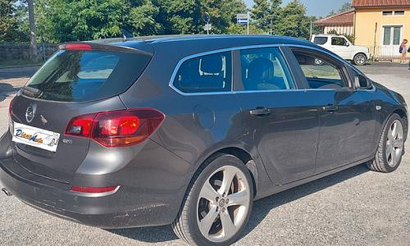 Opel Astra 2.0 Cdti ...