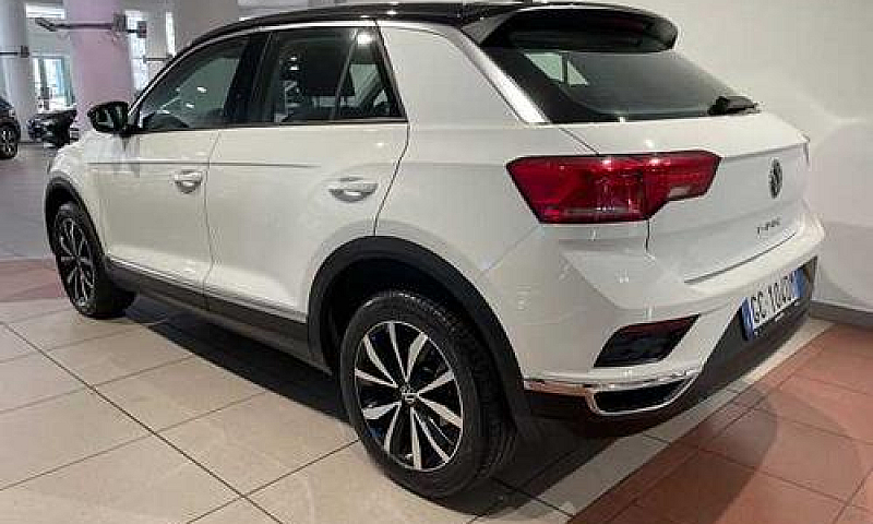 Volkswagen T-Roc 1.6...