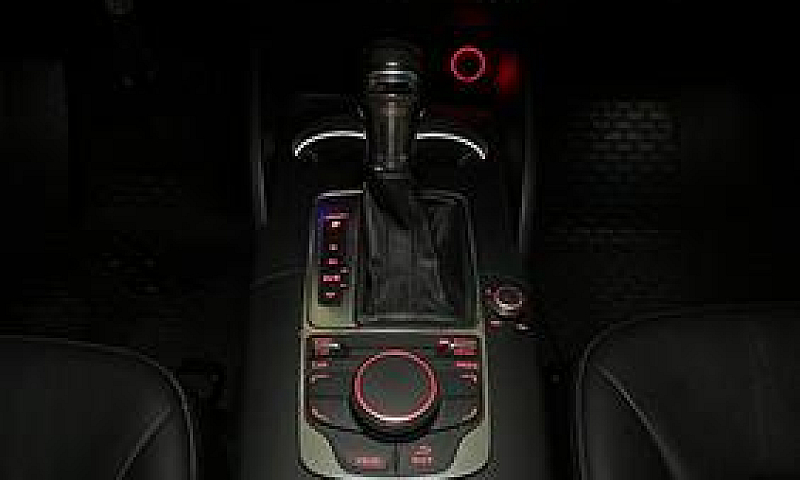 Audi A3...