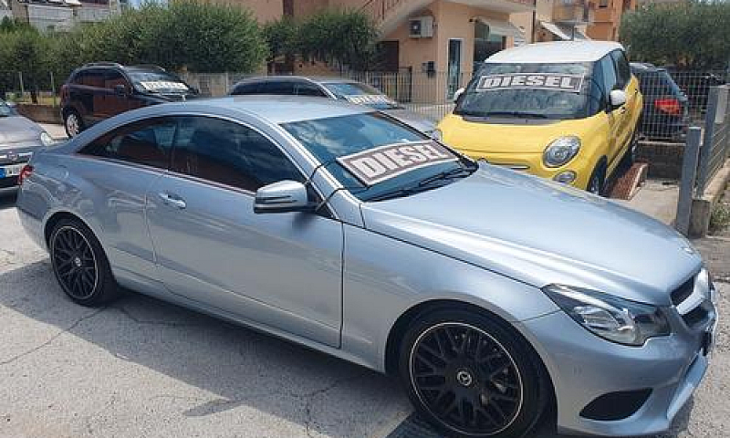Mercedes-Benz E 220 ...