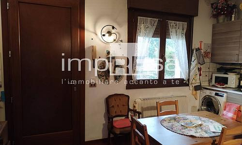 Appartamento - Paese...
