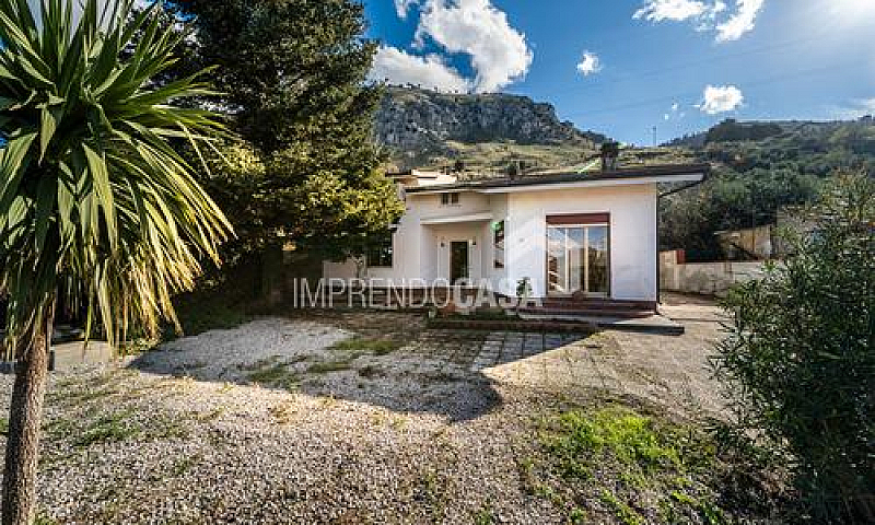 Villa Unifamiliare D...