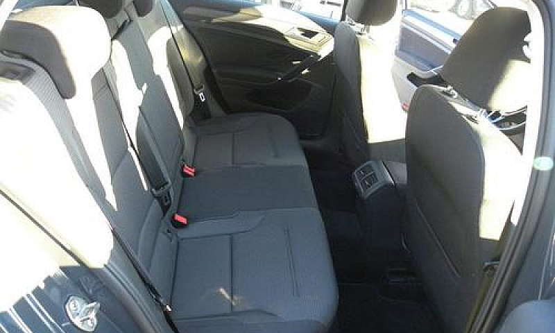 Volkswagen Golf 1.0 ...