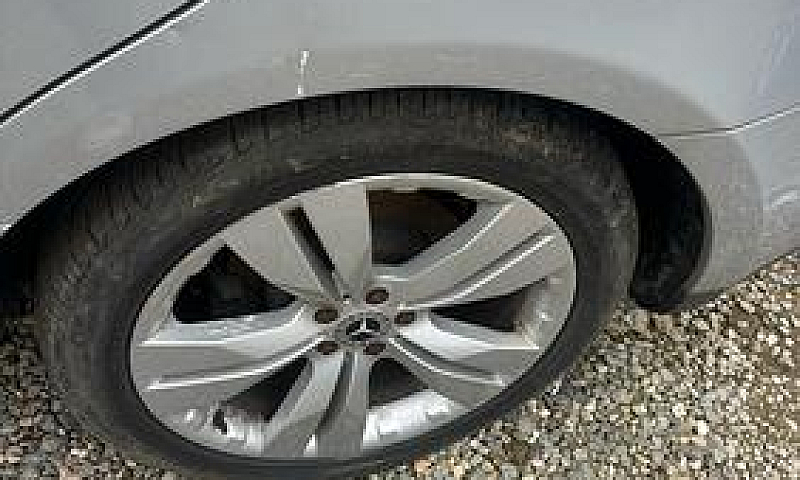 Mercedes-Benz Ml 320...