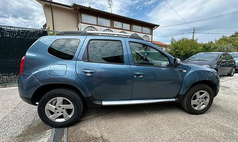 Dacia Duster 1A Seri...