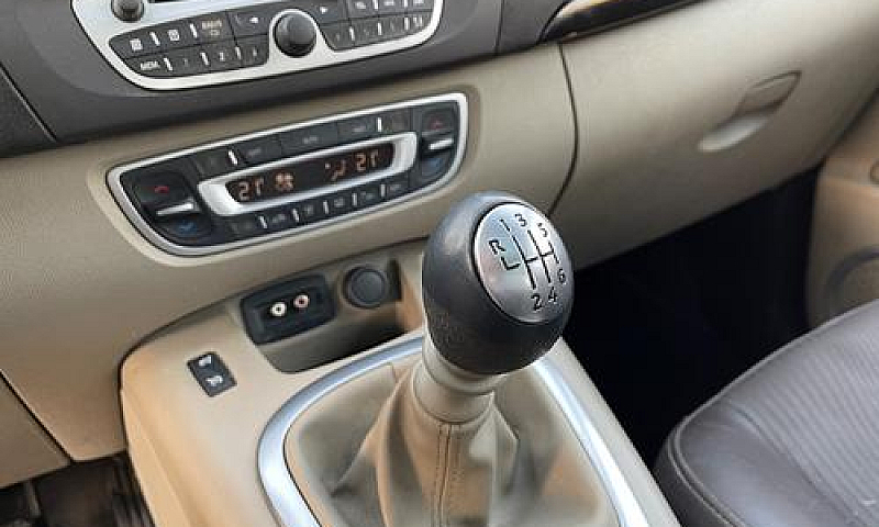 Renault Scenic X-Mod...