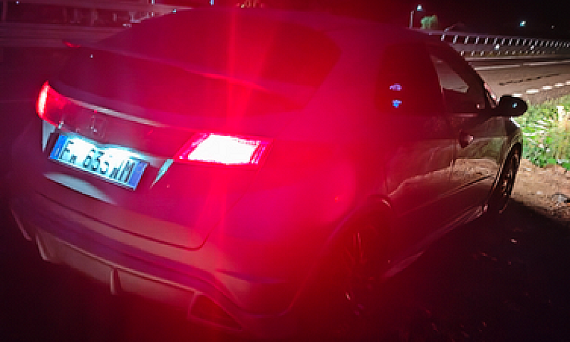 Honda Civic 1.8...