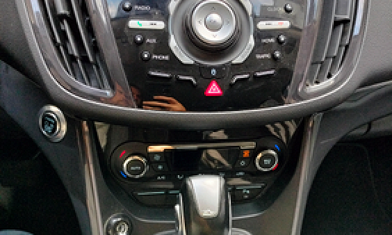 Ford Kuga...