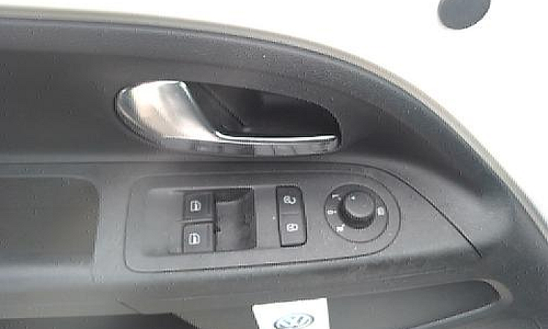 Volkswagen Up! 1.0 7...