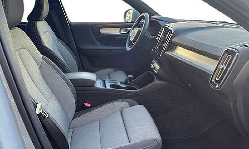 Volvo Xc40 B3 163+14...