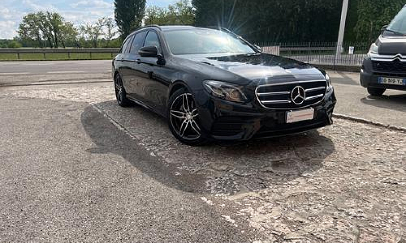 Mercedes-Benz E 220 ...
