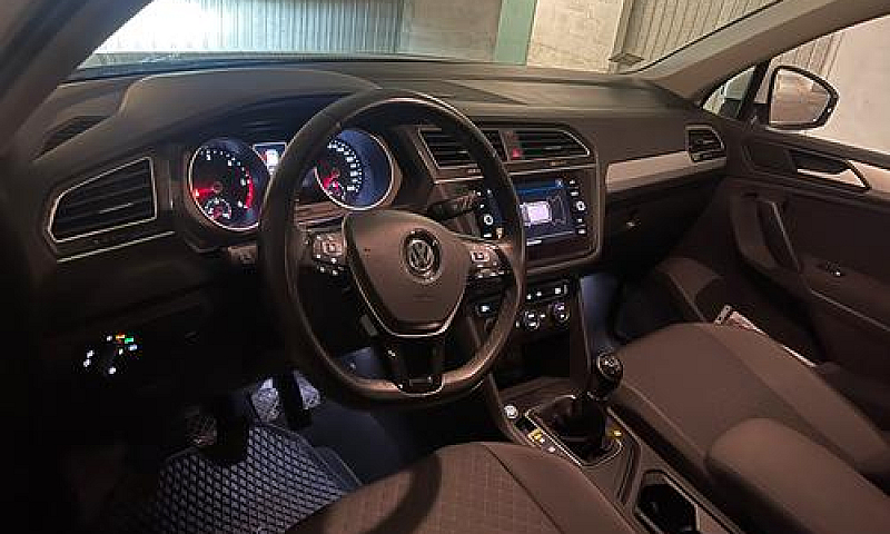 Tiguan R Line Sport...