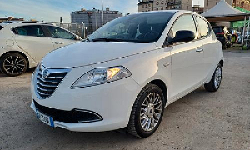 Lancia Ypsilon Fine ...