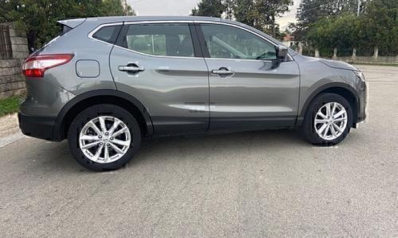 Nissan Qashqai 1.5...