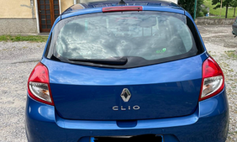 Renault Clio Luxe 20...
