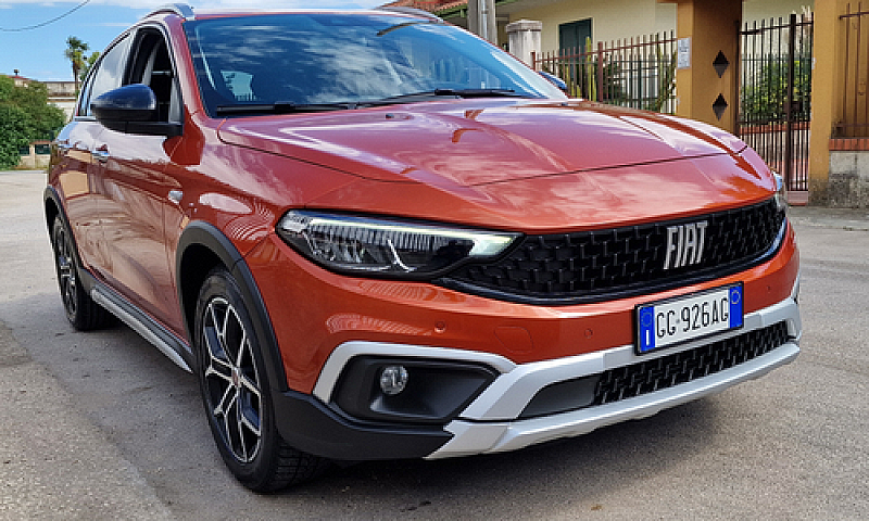 Fiat Tipo Cross...