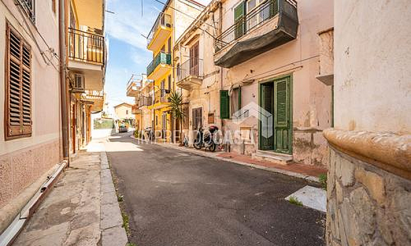 Casa Indipendente 4 ...