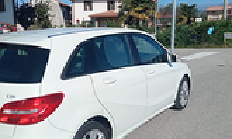 Classe B Mercedes...
