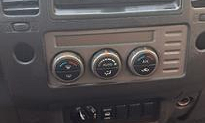 Nissan Navara 2ª Ser...
