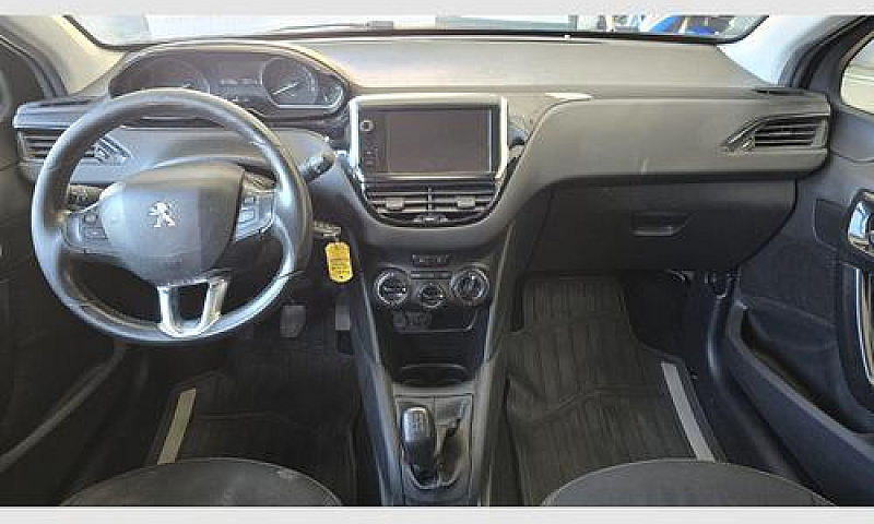 Peugeot 208 Puretech...