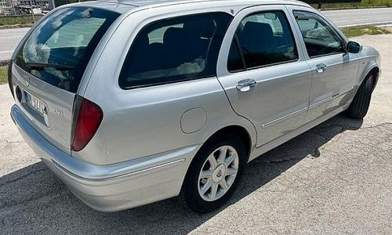 Lancia Lybra 1.9 Jtd...