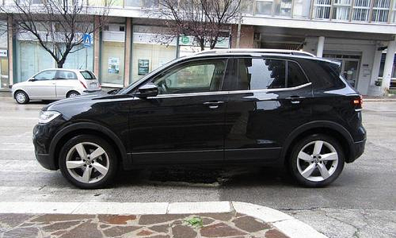 Volkswagen T-Cross 1...
