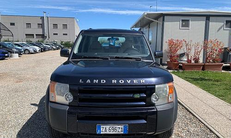 Land Rover Discovery...