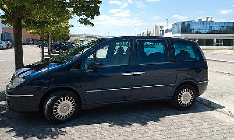 Lancia Phedra - 2004...