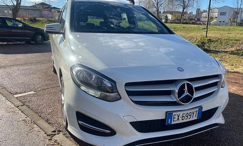 Mercedes-Benz B 200....