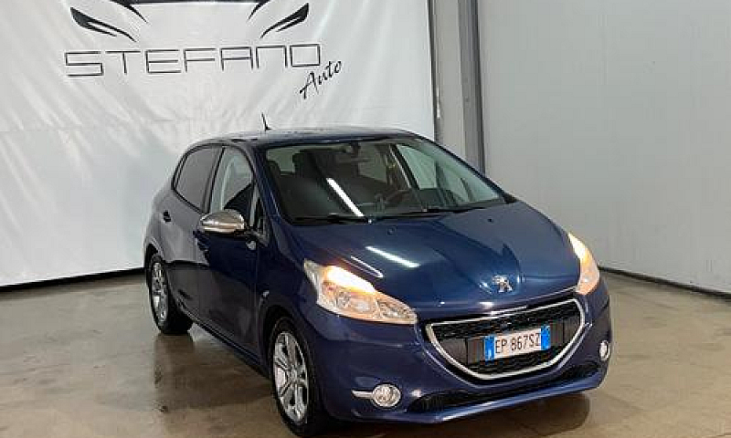 Peugeot 208 1.4 Hdi ...