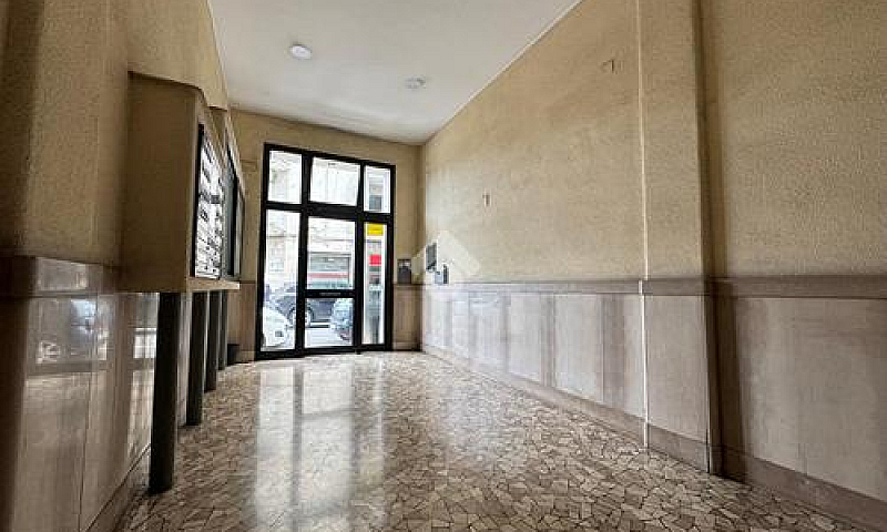 5 Locali A Bari...
