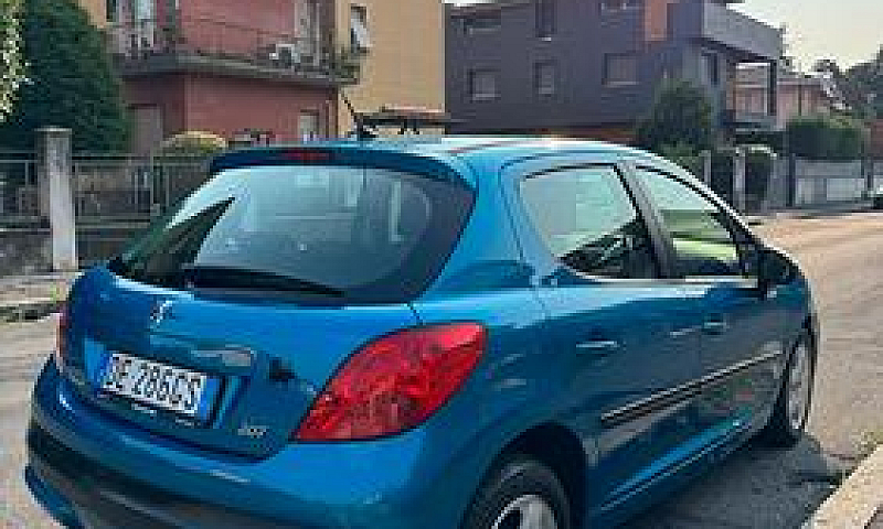 Peugeot 207 1.4 Benz...