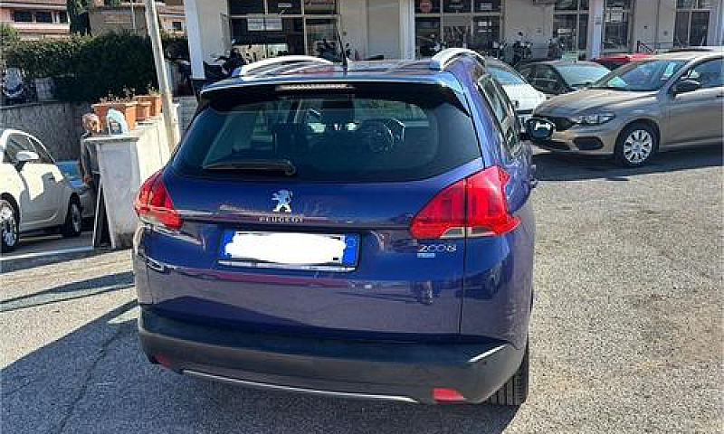 Peugeot 2008 1.6 E-H...